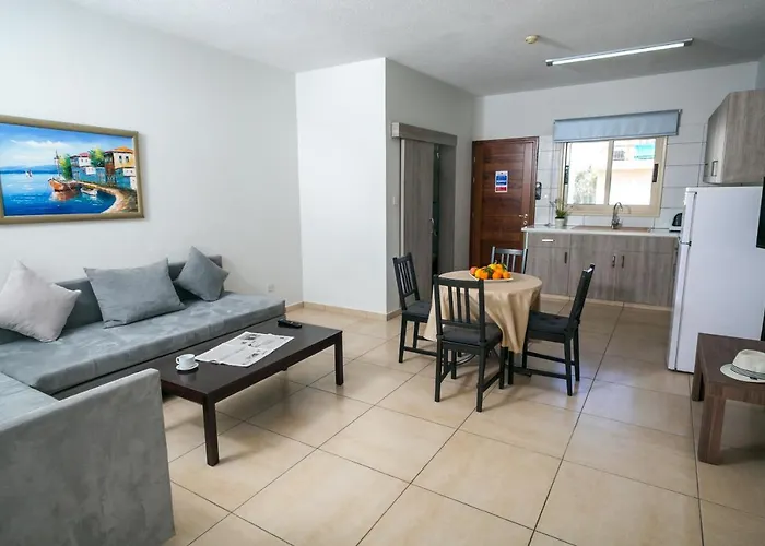 Crystallo Apartments